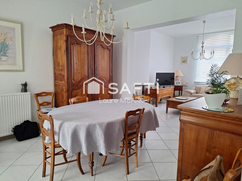 Maison - 174 m² - 8 pièces