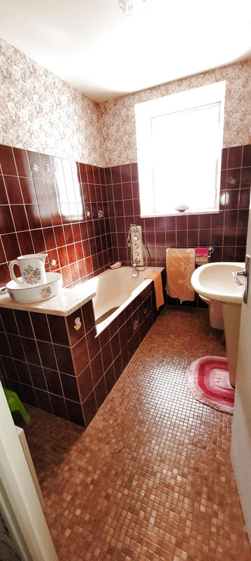 Maison - 100 m² - 7 pièces