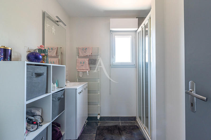 Maison - 94 m² - 4 pièces