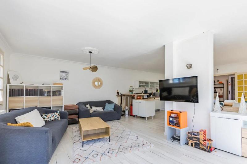 Maison - 150 m² - 6 pièces