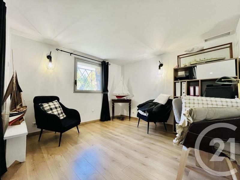 Maison de village - 143 m² - 6 pièces