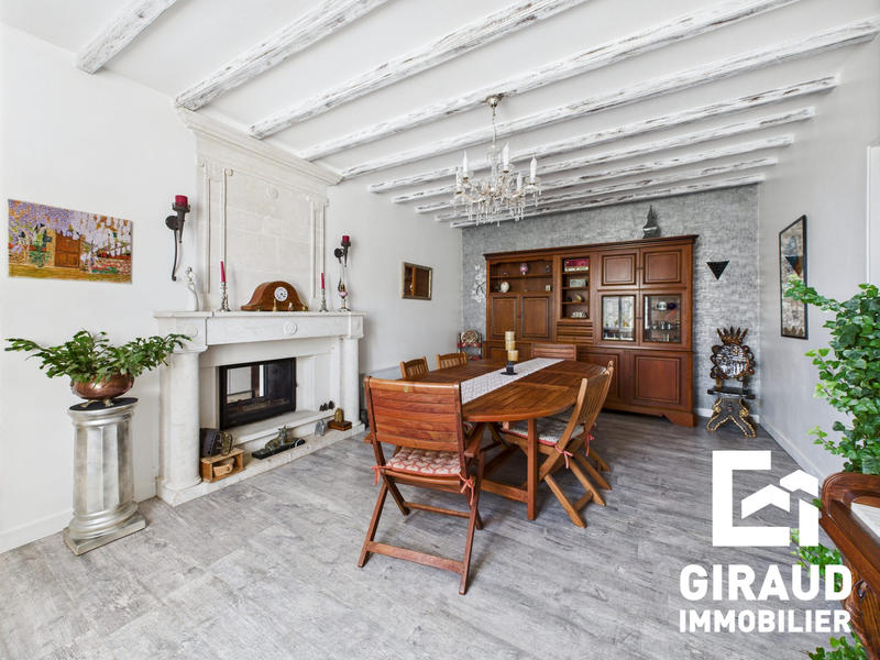 Maison ancienne - 177 m² - 6 pièces