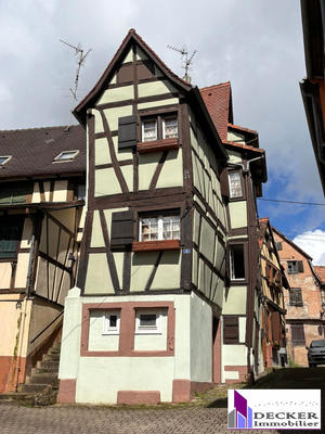 Maison traditionnelle - 89 m² - 6 pièces