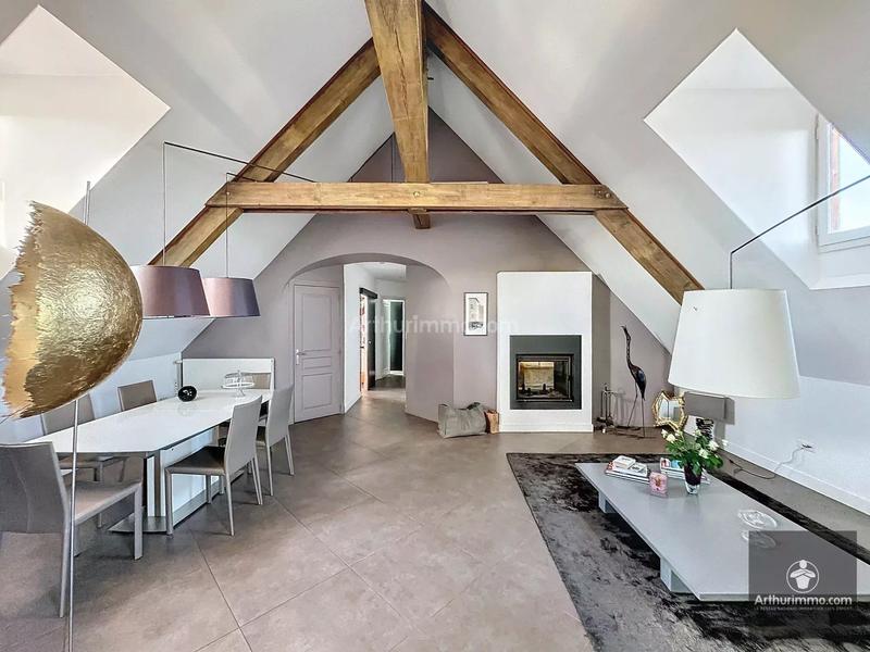 Appartement - 110 m² - 5 pièces