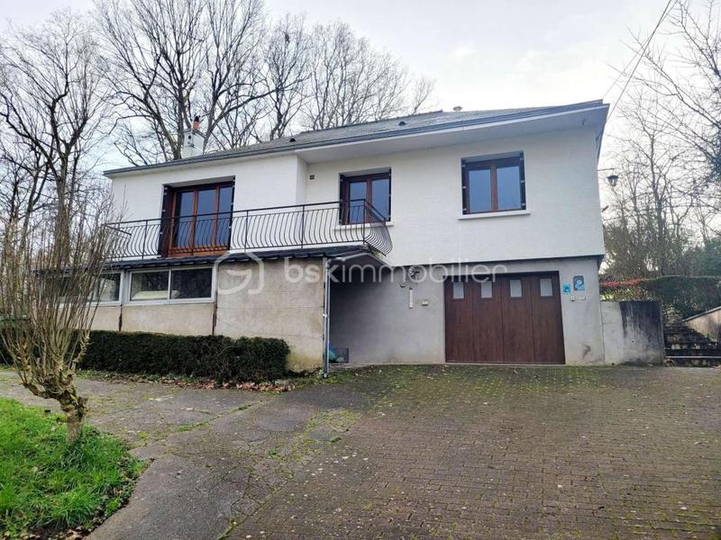 Maison traditionnelle - 87 m² - 5 pièces