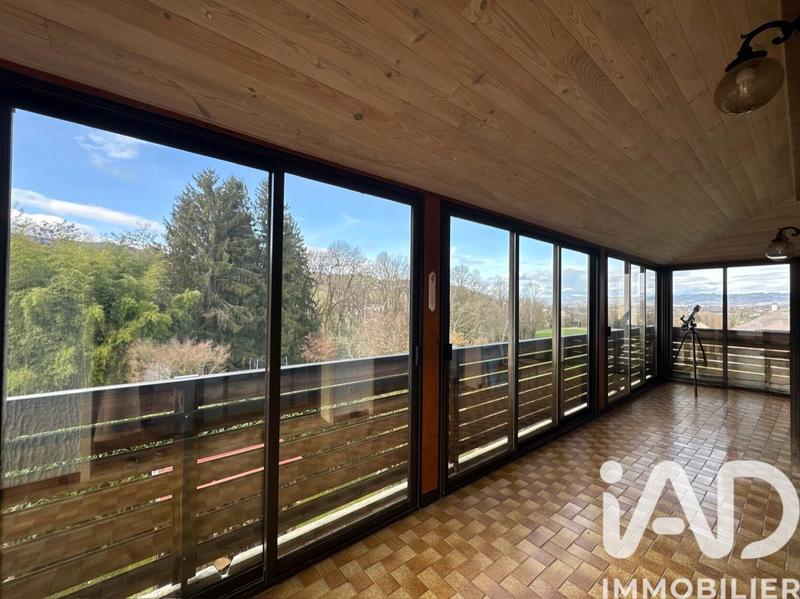 Appartement - 102 m² - 5 pièces