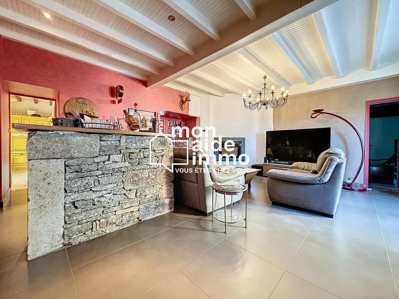 Maison - 350 m² - 9 pièces