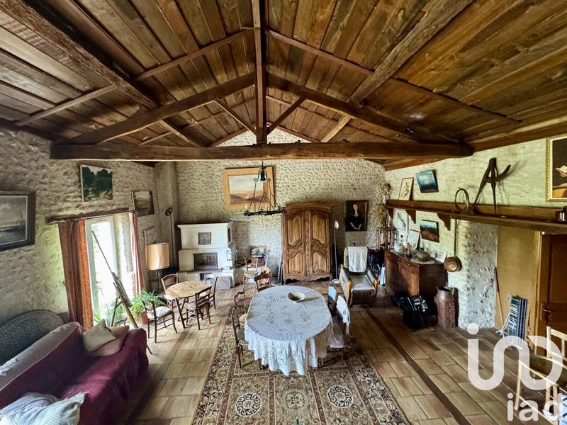 Maison - 227 m² - 7 pièces