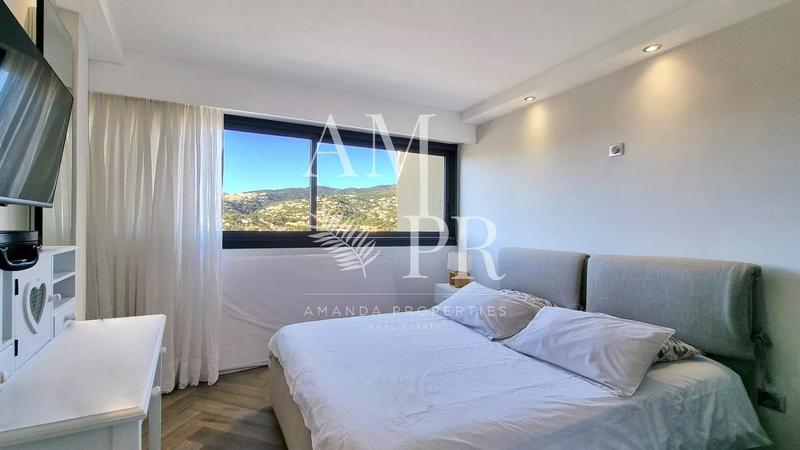 Appartement - 200 m² - 4 pièces