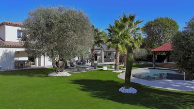 Villa - 344 m² - 6 pièces