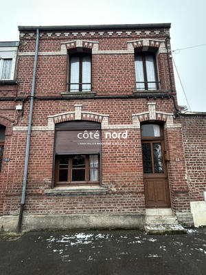 Maison ancienne - 276 m² - 7 pièces