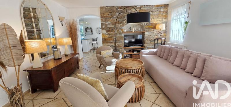 Maison - 167 m² - 8 pièces