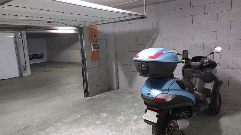 Parking / Garage - 19 m²