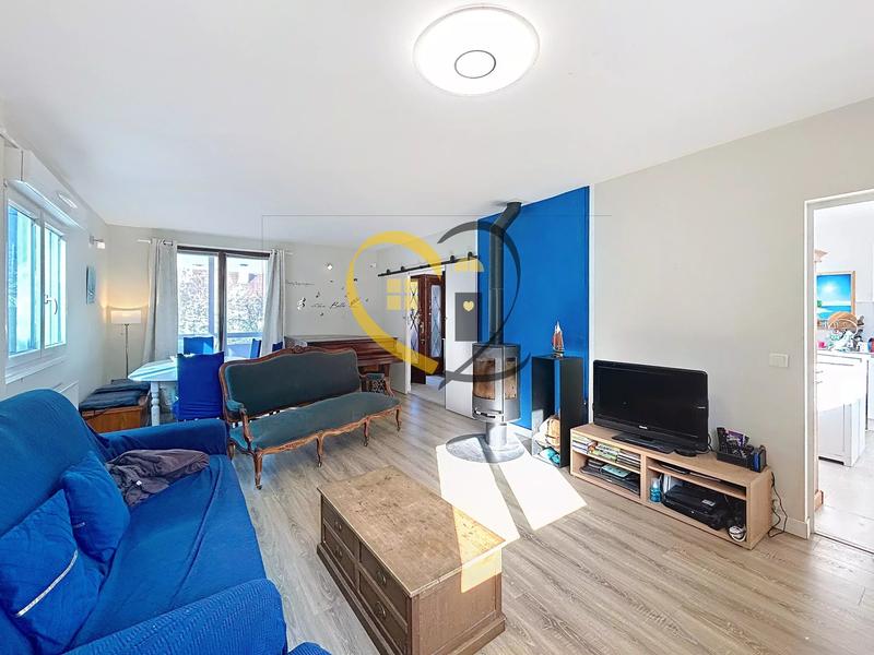 Maison - 190 m² - 10 pièces