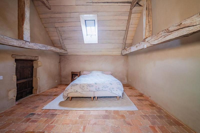 Maison - 210 m² - 5 pièces