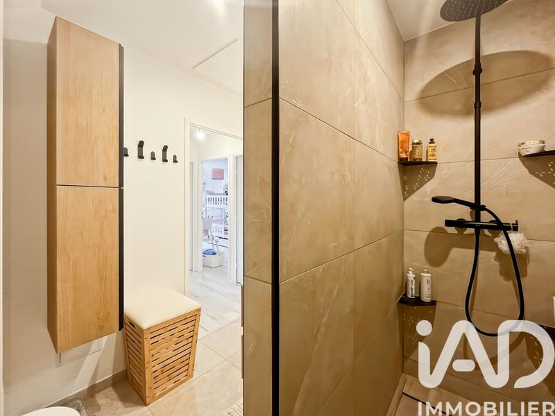 Maison - 80 m² - 5 pièces