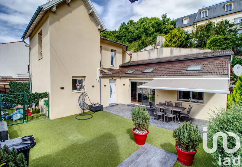 Maison - 103 m² - 6 pièces