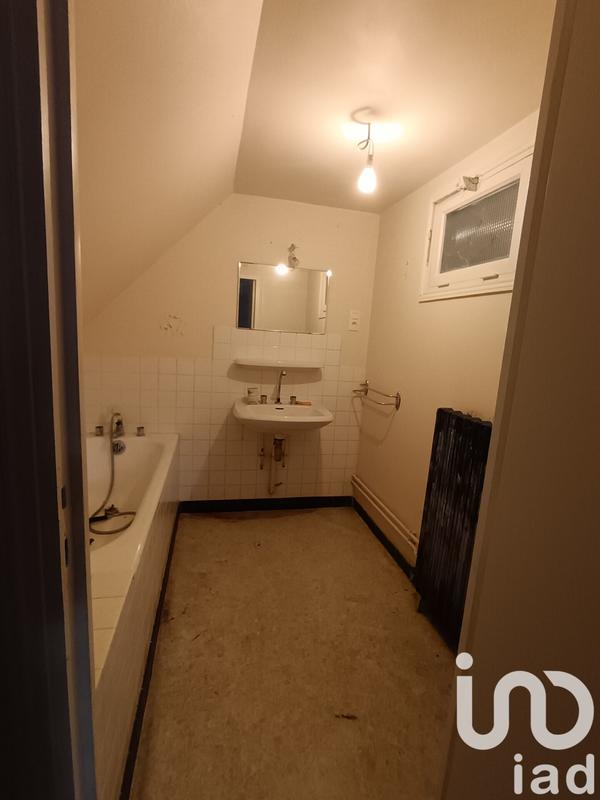 Maison - 383 m² - 12 pièces