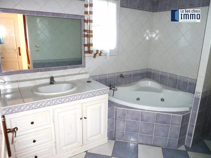 Pavillon - 181 m² - 7 pièces