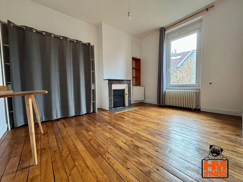 Maison - 180 m² - 9 pièces