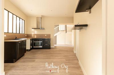 Maison - 138 m² - 6 pièces