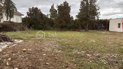 Terrain - 830 m²