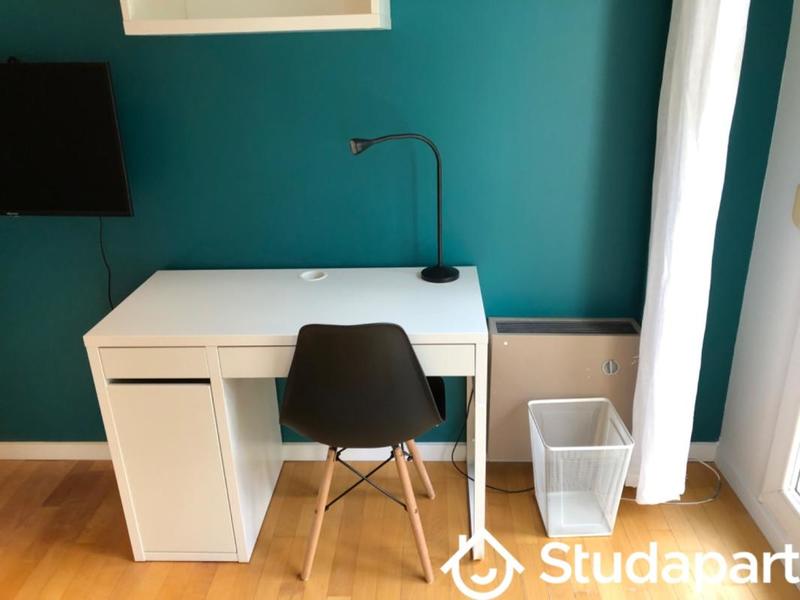 Chambre - 11 m² - 1 pièce