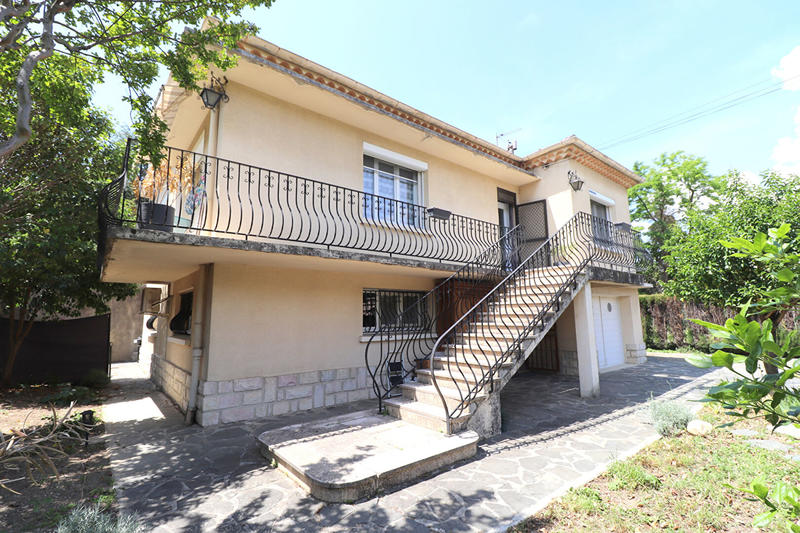 Maison - 172 m² - 6 pièces