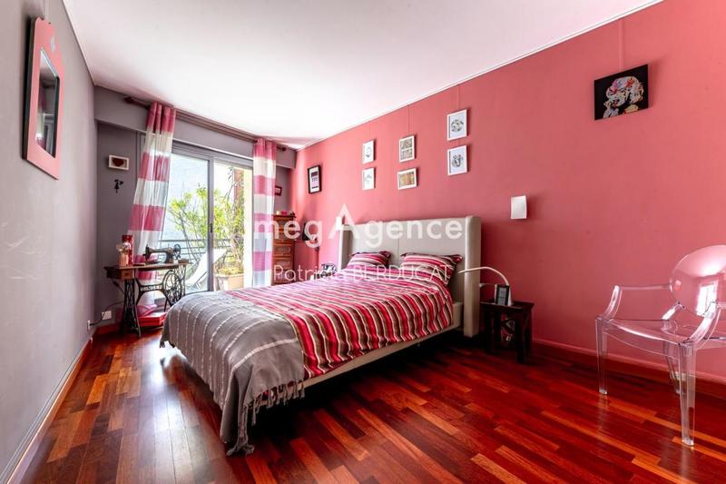 Appartement - 103 m² - 4 pièces