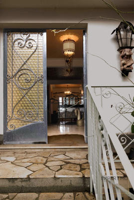 Villa - 233 m² - 8 pièces