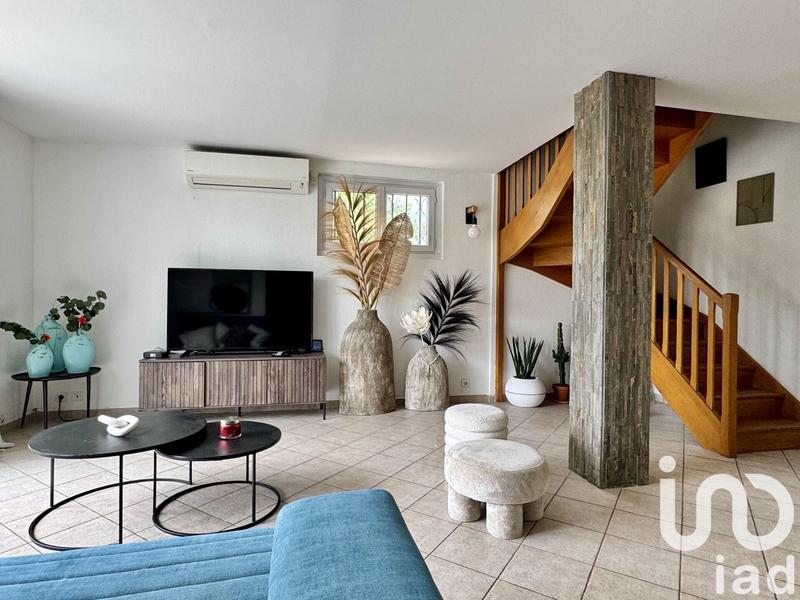 Maison - 227 m² - 10 pièces