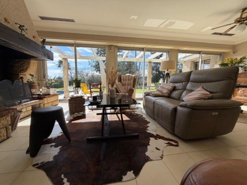 Maison bourgeoise - 230 m² - 12 pièces