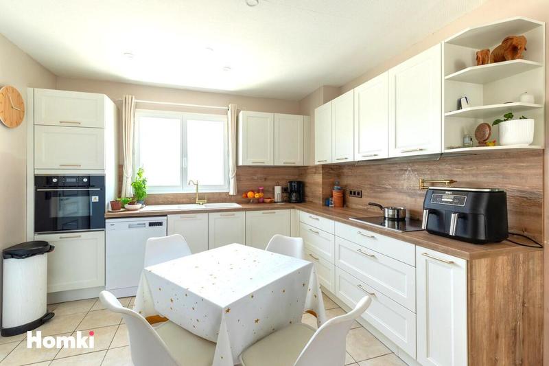 Maison - 90 m² - 4 pièces