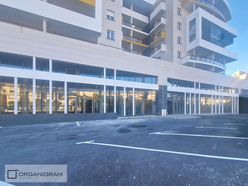 Local commercial - 157 m²