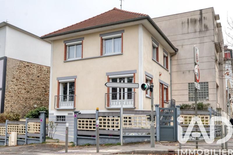 Maison - 138 m² - 6 pièces