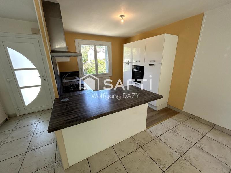 Maison - 94 m² - 5 pièces