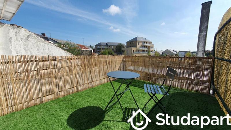 Chambre - 10 m² - 1 pièce