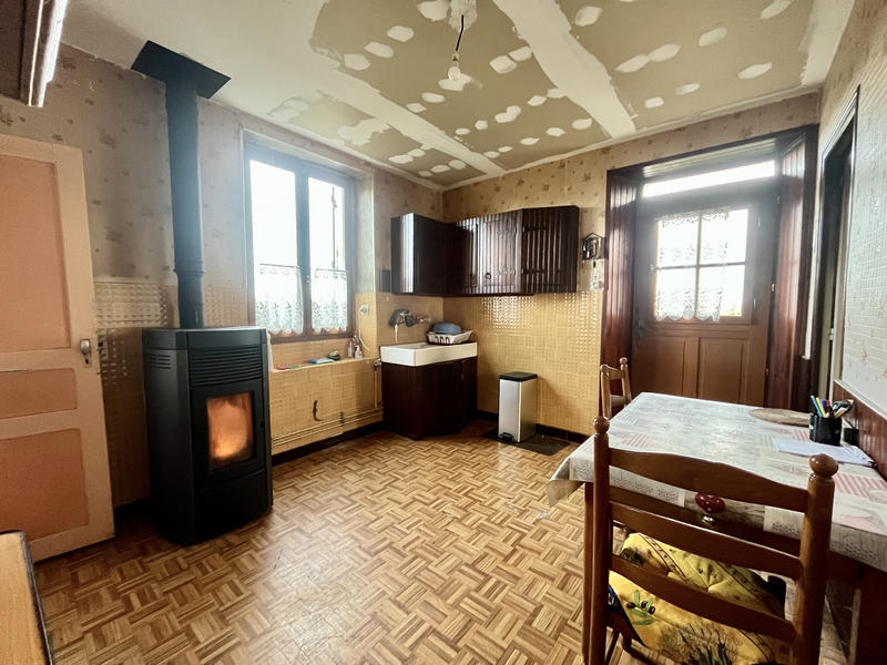 Maison - 90 m² - 4 pièces