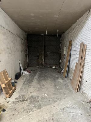 Parking / Garage - 400 m²