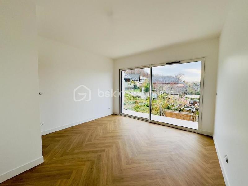 Maison - 123 m² - 4 pièces