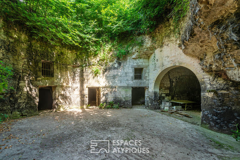 Maison - 363 m² - 14 pièces