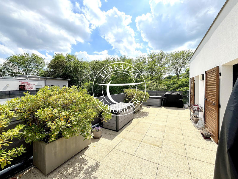 Appartement - 101 m² - 5 pièces