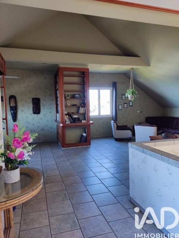 Maison - 246 m² - 6 pièces