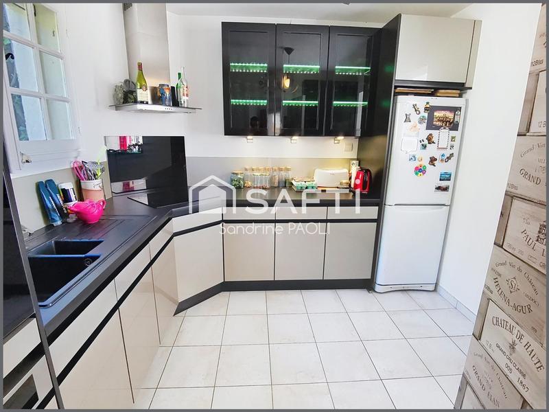 Maison - 122 m² - 4 pièces