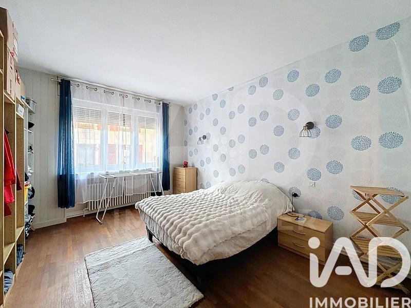 Maison de ville - 218 m² - 5 pièces