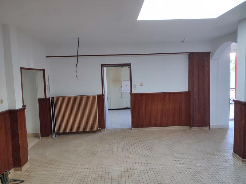 Maison - 217 m² - 9 pièces