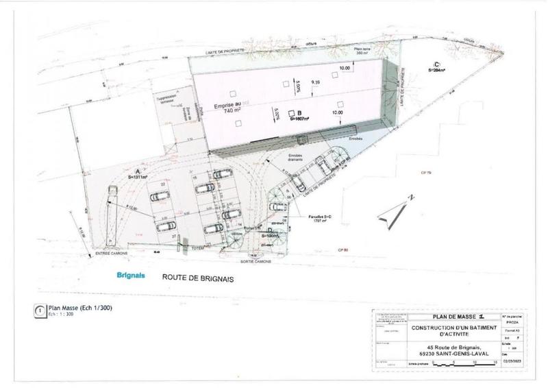 Local commercial - 740 m²