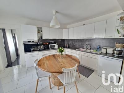 Maison - 140 m² - 7 pièces