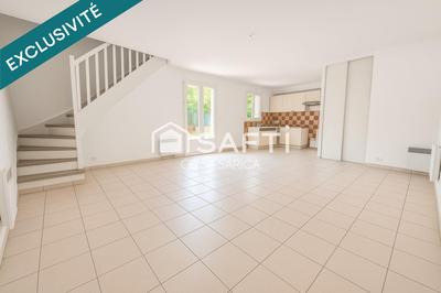 Maison - 80 m² - 4 pièces