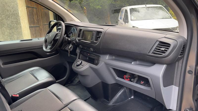 Peugeot Expert Vu 2.0 BlueHDi 180 Eat8 Asphalt - Première main